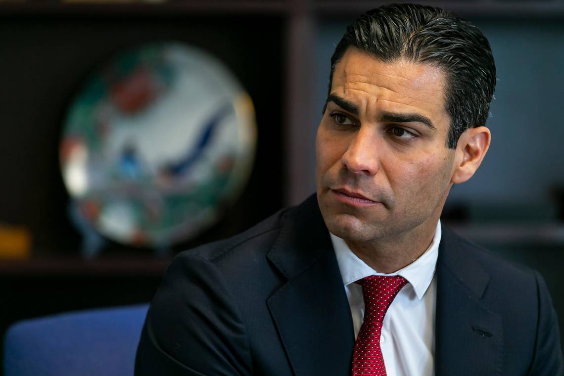 In a groundbreaking move, Miami Mayor Francis Suarez announced that he will be accepting donations in Bitcoin and other cryptocurrencies for his presidential campaign.